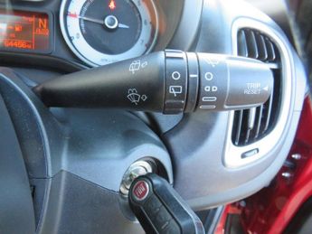 FIAT 500L 1.3 MultiJet Lounge MPV 5dr Diesel Dualogic Euro 5 (s/s) (85 bhp