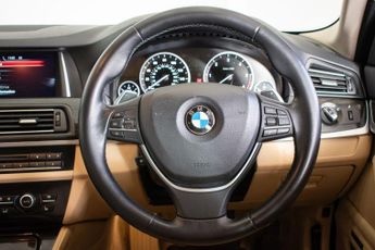 BMW 5 SERIES 3.0 530d Luxury Touring 5dr Diesel Auto Euro 6 (s/s) (258 ps)