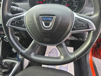 DACIA DUSTER 1.0 TCe Prestige, 66.500 miles, 1 owner, ULEZ, 6-speed, A/C, Sat