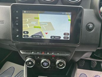 DACIA DUSTER 1.0 TCe Prestige, 66.500 miles, 1 owner, ULEZ, 6-speed, A/C, Sat