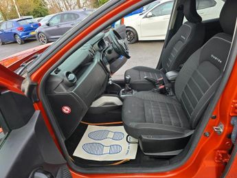 DACIA DUSTER 1.0 TCe Prestige, 66.500 miles, 1 owner, ULEZ, 6-speed, A/C, Sat