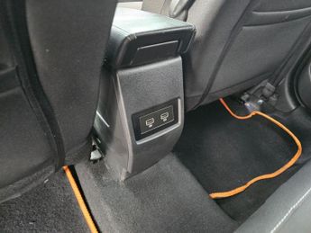 DACIA DUSTER 1.0 TCe Prestige, 66.500 miles, 1 owner, ULEZ, 6-speed, A/C, Sat