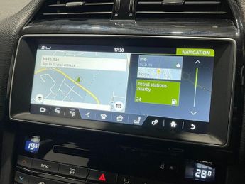JAGUAR F-PACE 2.0 D180 Prestige SUV 5dr Diesel Auto Euro 6 (s/s) (180 ps)