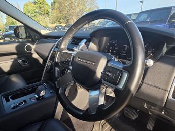 LAND ROVER DISCOVERY 3.0 D300 MHEV SE SUV 5dr Diesel Auto 4WD Euro 6 (s/s) (300 ps)