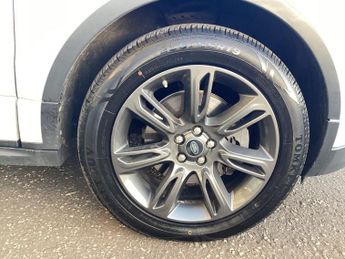 LAND ROVER RANGE ROVER EVOQUE 2.0 TD4 Landmark SUV 5dr Diesel Auto 4WD Euro 6 (s/s) (180 ps)