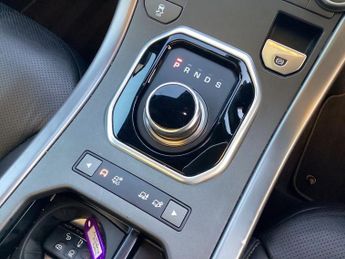 LAND ROVER RANGE ROVER EVOQUE 2.0 TD4 Landmark SUV 5dr Diesel Auto 4WD Euro 6 (s/s) (180 ps)