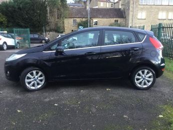 FORD FIESTA 1.25 Zetec Hatchback 5dr Petrol Manual (133 g/km, 81 bhp)