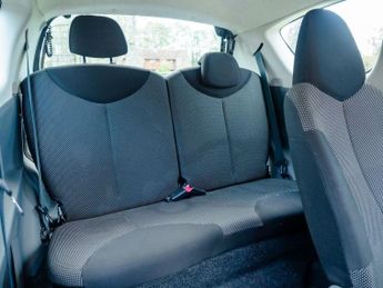 TOYOTA AYGO 1.0 VVT-i Blue Hatchback 3dr Petrol Manual Euro 4 (67 bhp)