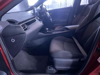 TOYOTA C-HR 1.8 VVT-h Icon SUV 5dr Petrol Hybrid CVT Euro 6 (s/s) (122 ps)