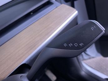 TESLA MODEL Y (Dual Motor) Long Range SUV 5dr Electric Auto 4WDE (384 bhp)