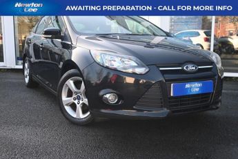 Ford Focus 1.6 TDCi Zetec Navigator Hatchback 5dr Diesel Manual Euro 5 (s/s
