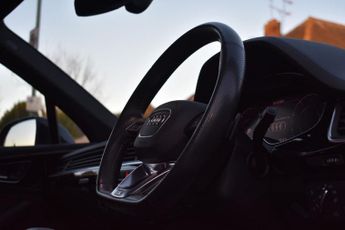 AUDI Q7 3.0 V6 50TDi BLACK EDITION | QUATTRO | AUTOMATIC |  FULL BLACK L