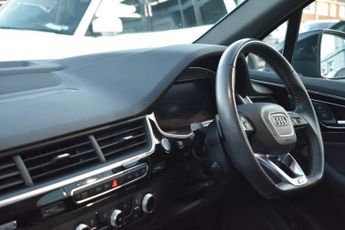 AUDI Q7  3.0 V6 50TDi BLACK EDITION | QUATTRO | AUTOMATIC |  FULL BLACK 