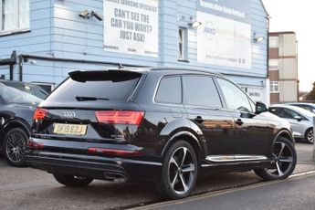AUDI Q7 3.0 V6 50TDi BLACK EDITION | QUATTRO | AUTOMATIC |  FULL BLACK L