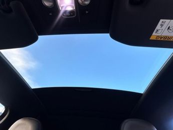 PEUGEOT 208 1.6 e-HDi XY Hatchback 3dr Diesel EGC Euro 5 (s/s) (92 ps)