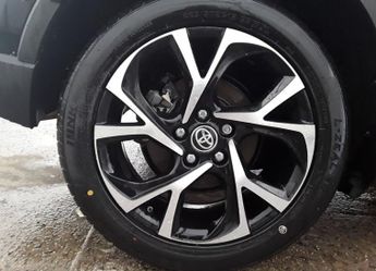 TOYOTA C-HR 1.8 VVT-h GPF Design SUV 5dr Petrol Hybrid CVT Euro 6 (s/s) (122