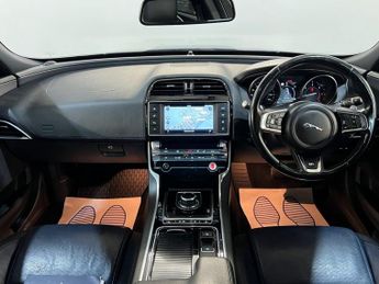 JAGUAR XE 2.0d R-Sport Saloon 4dr Diesel Auto Euro 6 (s/s) (180 ps)