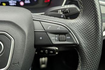 AUDI Q3 1.5 TFSI CoD 35 Black Edition SUV 5dr Petrol S Tronic Euro 6 (s/