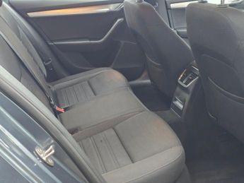 SKODA OCTAVIA 1.0 TSI GPF SE Hatchback 5dr Petrol DSG Euro 6 (s/s) (115 ps)