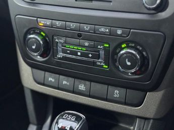 SKODA YETI 2.0 TDI Laurin & Klement SUV 5dr Diesel DSG 4WD Euro 5 (140 ps)