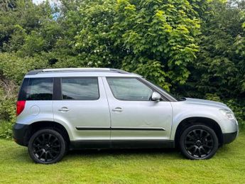 SKODA YETI 2.0 TDI Laurin & Klement SUV 5dr Diesel DSG 4WD Euro 5 (140 ps)