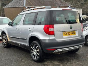 SKODA YETI 2.0 TDI Laurin & Klement SUV 5dr Diesel DSG 4WD Euro 5 (140 ps)