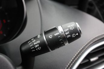 JAGUAR F-PACE 2.0 D180 R-Sport SUV 5dr Diesel Auto AWD Euro 6 (s/s) (180 ps)