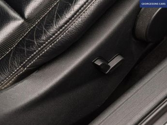 MERCEDES-BENZ E-CLASS 2.1 E250 CDI AMG Sport Cabriolet 2dr Diesel G-Tronic+ Euro 5 (s/