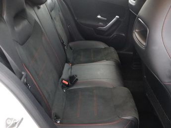 MERCEDES-BENZ A-CLASS 2.0 A250 AMG Line Hatchback 5dr Petrol 7G-DCT Euro 6 (s/s) (224 