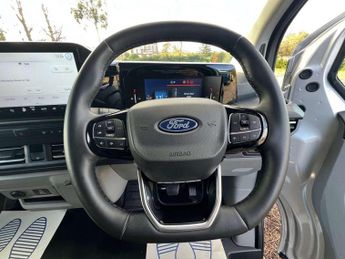 FORD TRANSIT CUSTOM Transit Custom 320 Limited EV 5dr