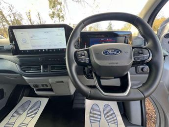 FORD TRANSIT CUSTOM Transit Custom 320 Limited EV 5dr