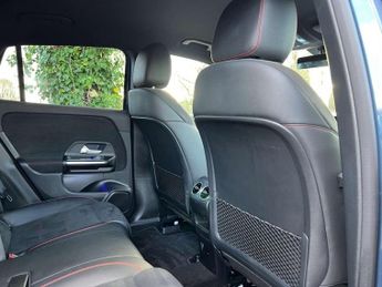 MERCEDES-BENZ EQA EQA 300 AMG Line 4Matic 4WD 5dr