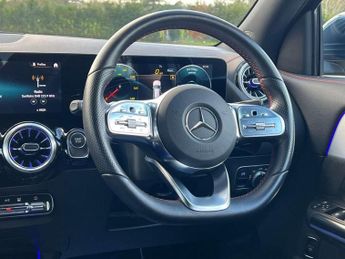 MERCEDES-BENZ EQA EQA 300 AMG Line 4Matic 4WD 5dr