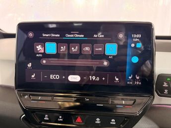 VOLKSWAGEN ID.3 Pro 58kWh Family Hatchback 5dr Electric Auto (145 ps)