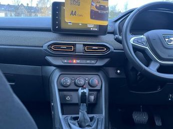 DACIA SANDERO STEPWAY 1.0 TCe Comfort Hatchback 5dr Petrol CVT Euro 6 (s/s) (90 ps)