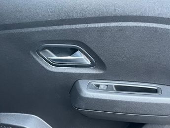 DACIA SANDERO STEPWAY 1.0 TCe Comfort Hatchback 5dr Petrol CVT Euro 6 (s/s) (90 ps)