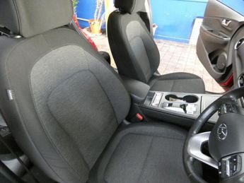HYUNDAI KONA 64kWh Premium SUV 5dr Electric Auto (10.5kW Charger) (204 ps)