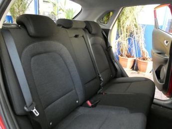 HYUNDAI KONA 64kWh Premium SUV 5dr Electric Auto (10.5kW Charger) (204 ps)