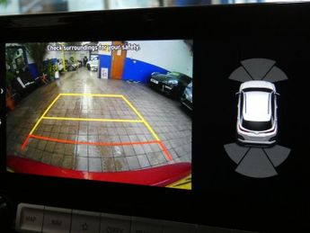 HYUNDAI KONA 64kWh Premium SUV 5dr Electric Auto (10.5kW Charger) (204 ps)