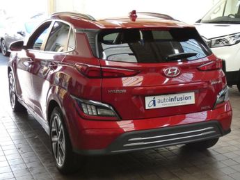 HYUNDAI KONA 64kWh Premium SUV 5dr Electric Auto (10.5kW Charger) (204 ps)