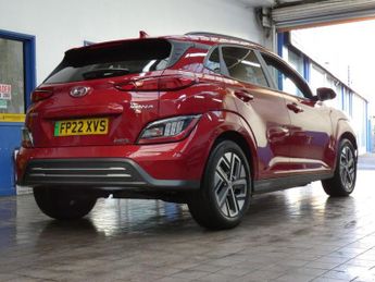 HYUNDAI KONA 64kWh Premium SUV 5dr Electric Auto (10.5kW Charger) (204 ps)
