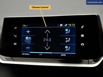 PEUGEOT E-2008 50kWh Active Premium SUV 5dr Electric Auto (136 ps)