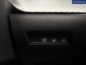 PEUGEOT E-2008 50kWh GT Premium SUV 5dr Electric Auto (136 ps)