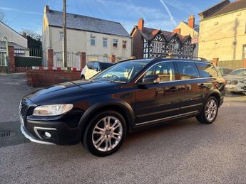 VOLVO XC70 2.4 D5 SE Lux Estate 5dr Diesel Auto AWD Euro 6 (s/s) (220 ps)