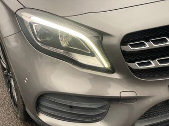 MERCEDES-BENZ 180 1.6 GLA200 AMG Line Edition (Plus) SUV 5dr Petrol 7G-DCT Euro 6 