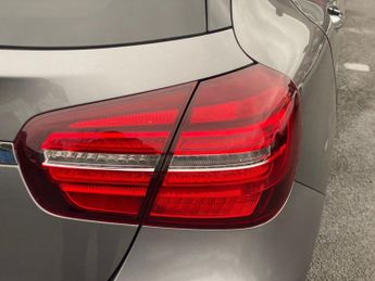 MERCEDES-BENZ 180 1.6 GLA200 AMG Line Edition (Plus) SUV 5dr Petrol 7G-DCT Euro 6 