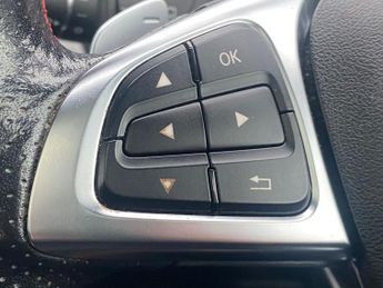 MERCEDES-BENZ 180 1.6 GLA200 AMG Line Edition (Plus) SUV 5dr Petrol 7G-DCT Euro 6 