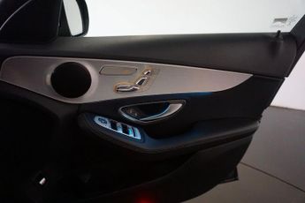 MERCEDES-BENZ C-CLASS 2.1 C250d Sport (Premium) Saloon 4dr Diesel G-Tronic+ Euro 6 (s/