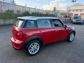 MINI COUNTRYMAN 2.0 Cooper SD SUV 5dr Diesel Auto-2 OWNER CAR FINISHED IN BLAZIN