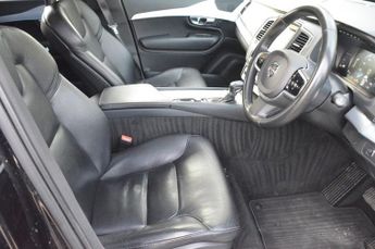 VOLVO XC90 2.0 D5 PowerPulse Momentum Pro SUV 5dr Diesel Auto 4WD Euro 6 (s